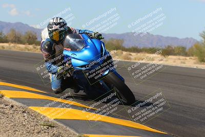 media/Oct-08-2022-SoCal Trackdays (Sat) [[1fc3beec89]]/Turn 7 Inside (145pm)/